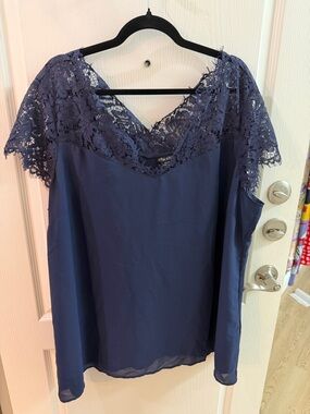 City Chic Women's Top Lace Touch Navy Blue Short Sleeve Blouse Plus Size XL NWT